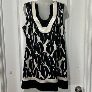 Bebe Silk Black and White Mini Dress Size L
